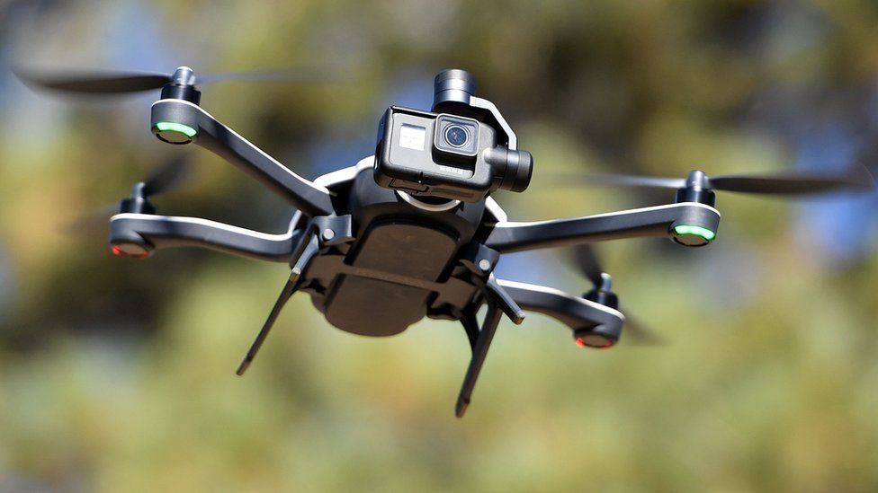 GPS glitch' grounds GoPro drones - BBC News