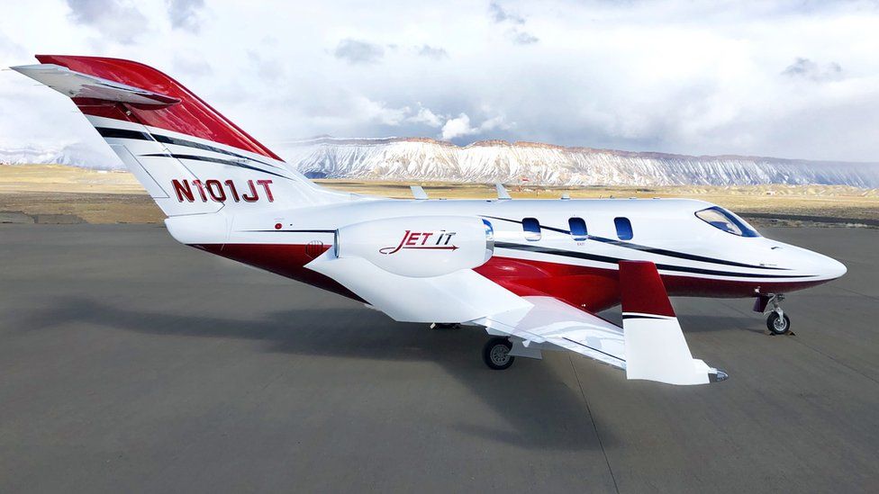 What It's Really Like to Fly on a Private Jet