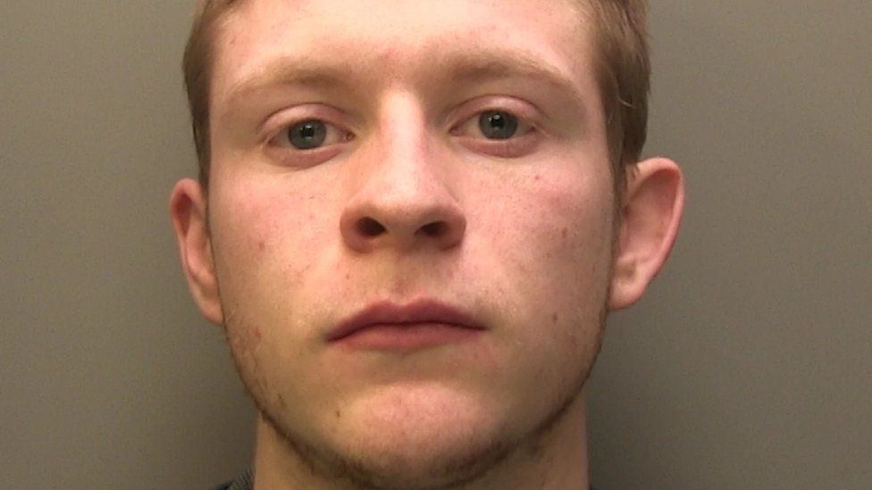 Lincoln Man Jailed For Sex Offences Against Girl 14 Bbc News