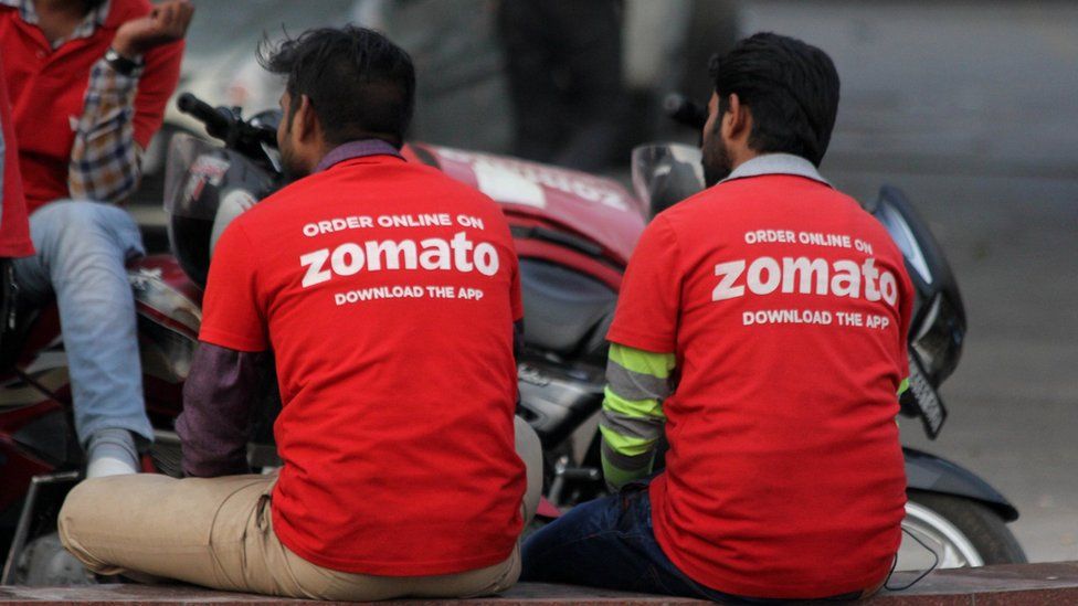 Two Zomato delivery drivers