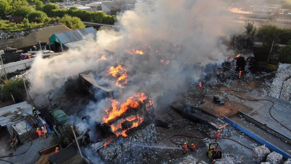 Kirkless Industrial Estate fire
