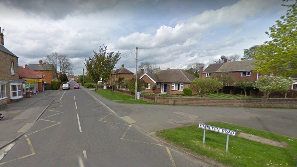 Warning after man posing as police officer in Alford handcuffs boy ...