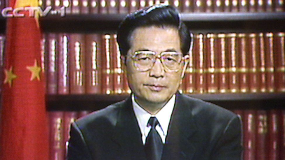 El vicepresidente Hu Jintao, intervención televisiva en 1999.