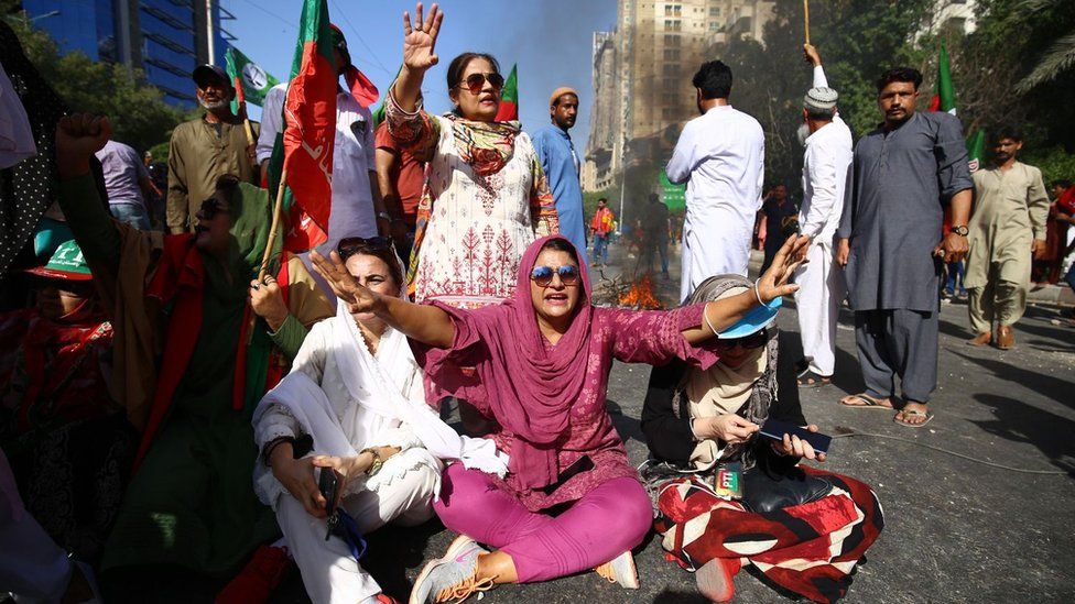 Supporters of Pakistan's former Prime Minister Imran Khan attend a protest against his arrest, in Karachi, Pakistan, 09 May 2023.
