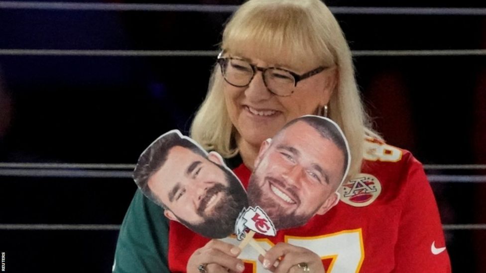 Super Bowl 57: Jason and Travis Kelce set for game's first meeting of ...