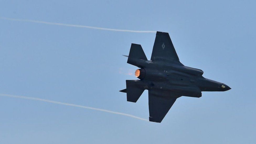 Lockheed Martin's F-35 fighter jet performs its flight display at Le Bourget on June 20, 2017