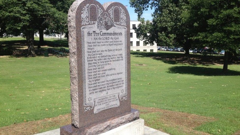 The Ten Commandments monument in the grounds of the state parliament in Arkansas (27 June 2017)