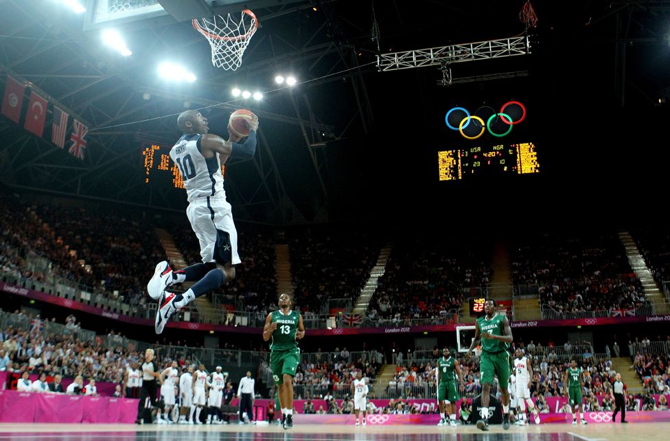 Kobe Bryant slam dunks against Nigeria at the London 2012 Olympic Games