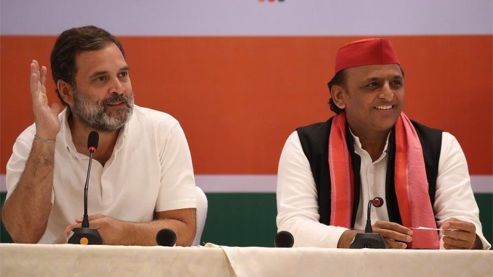 Senior Congress leader Rahul Gandhi (L) and Samajwadi Party president Akhilesh Yadav (R) from Indian National Developmental Inclusive Alliance (I.N.D.I.A), a multi-party political alliance against ruling and Narendra Modi led Bhartiya Janta party, hold a joint press conference in Ghaziabad, Uttar Pradesh, India, 17 April 2024.