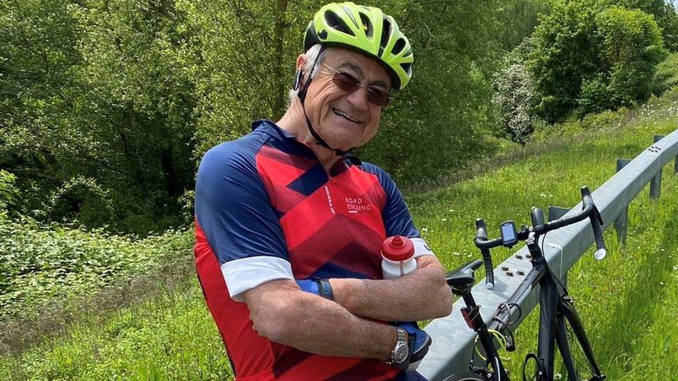 Thetford parishioner, 77, to cycle from Walsingham to Lourdes - BBC News