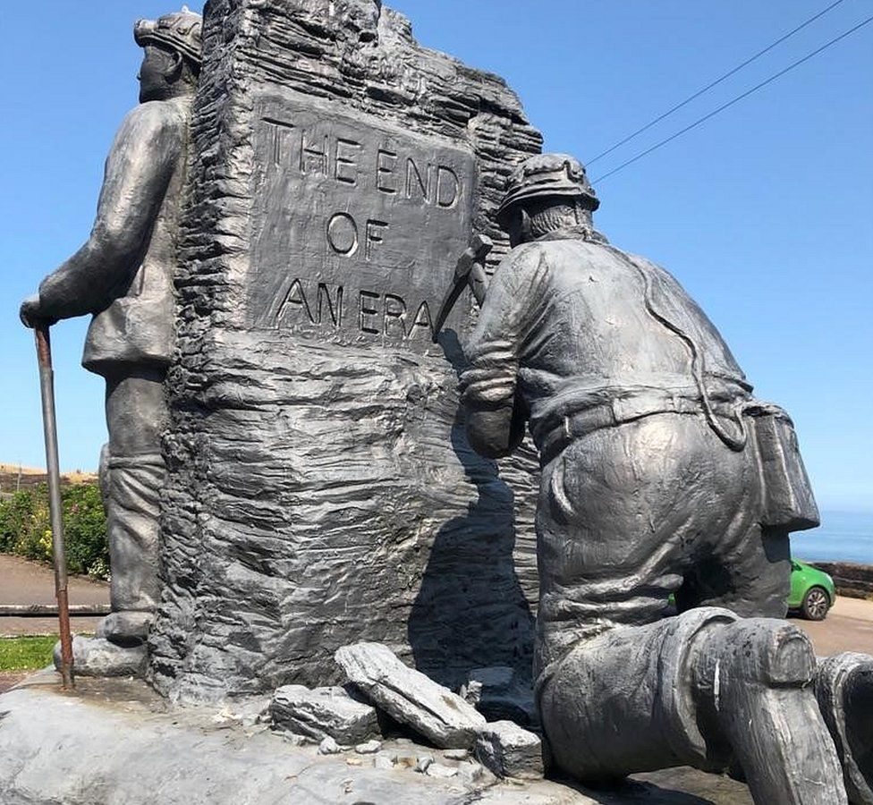 Coal-mining statue