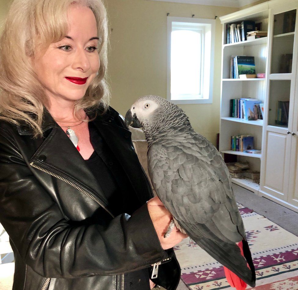 Elaine Henley with parrot