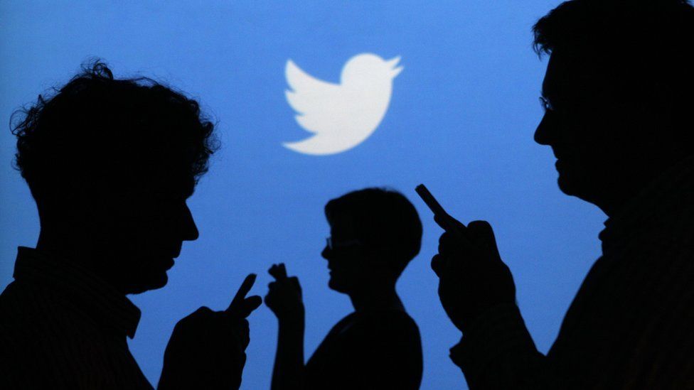 RIP to Twitter backgrounds: All user profiles on the web will now be white  - BBC News