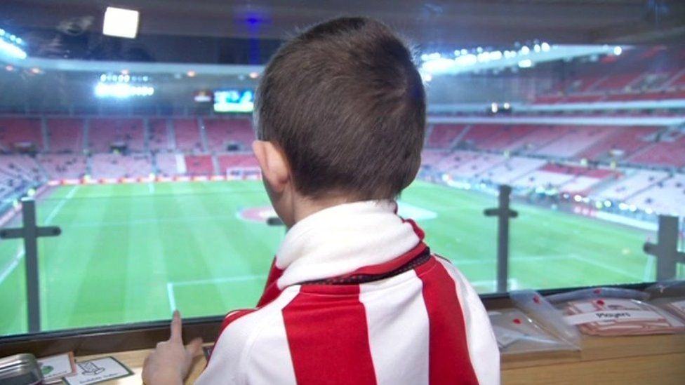Nathan Shippey overlooking Sunderland's pitch