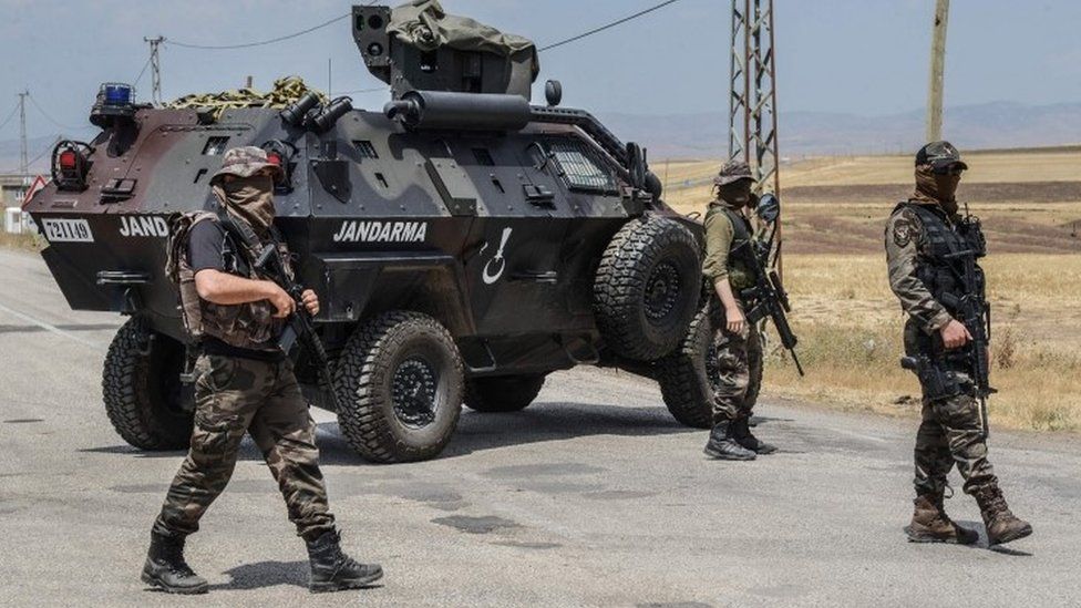 Turkish soldiers at a military check point in Diyarbakir, June 2016