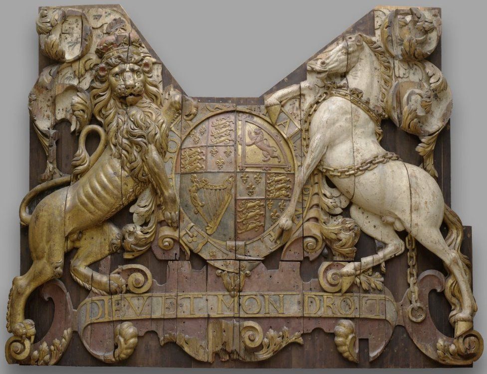 Stern carving from the Royal Charles, anonymous, c. 1663 - c. 1664