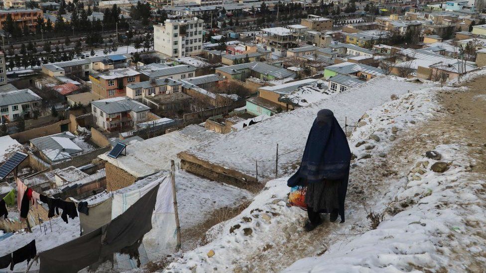 woman in fayzabad, jan 2023