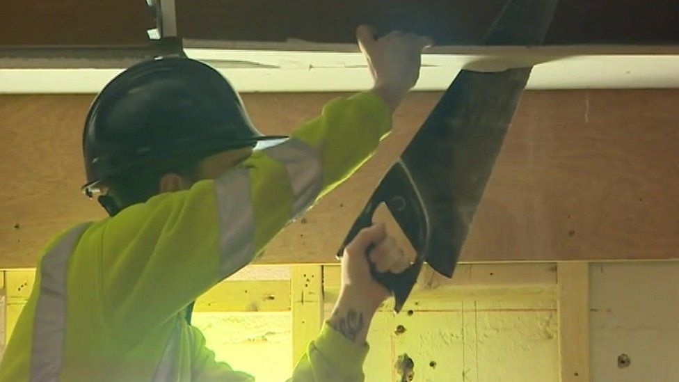 Construction Industry Training Board 'to shed jobs' BBC News