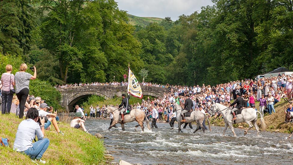 In Pictures Langholm Common Riding Bbc News 
