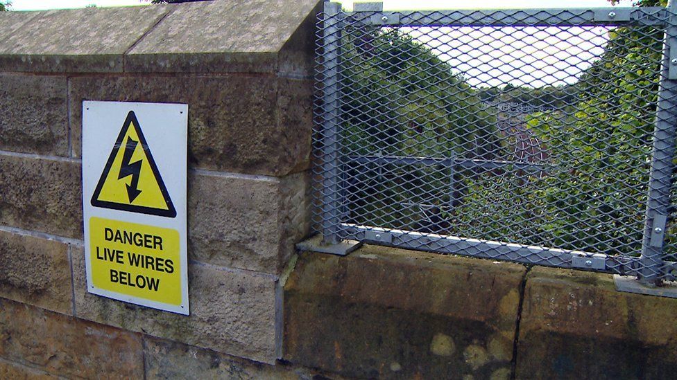 Rail danger warning