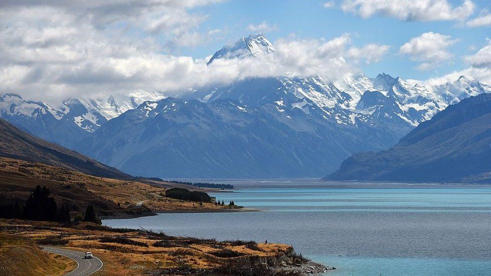 A photo taken on 25 February 2015, shows New Zealand's highest mountain Mount Cook- also known by its Maori name of Aoraki - which sits in the Southern Alps on the South Island at a height of 3,724 metres (12,218 ft).