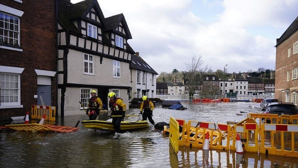Emergency rescue crew in Bewdley