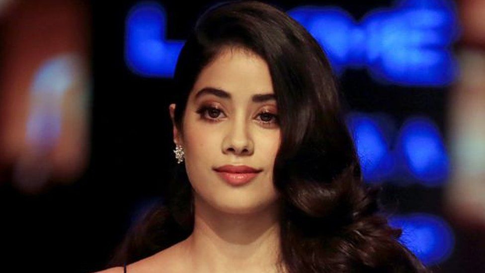 Indian Bollywood actress Jhanvi Kapoor showcases a creation by designer Nachiket Barve at the Lakmé Fashion Week (LFW) Winter Festive 2018 in Mumbai on August 24, 2018.