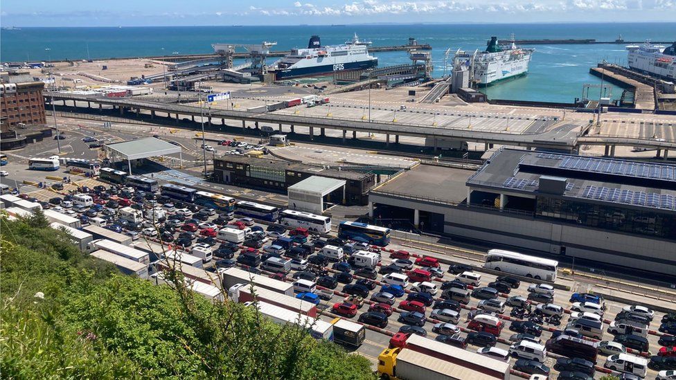 queues at port of Dover