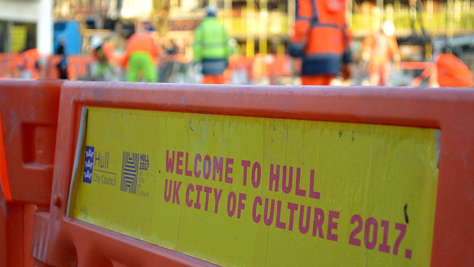 Roadwork barriers in Hull