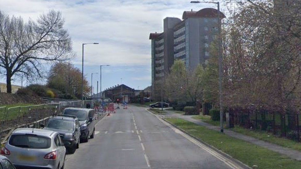 Leeds Burmantofts machete gang chase leads to extra stop and search