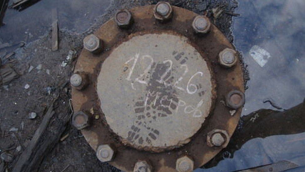 UK's deepest hole and others around the world BBC Newsround