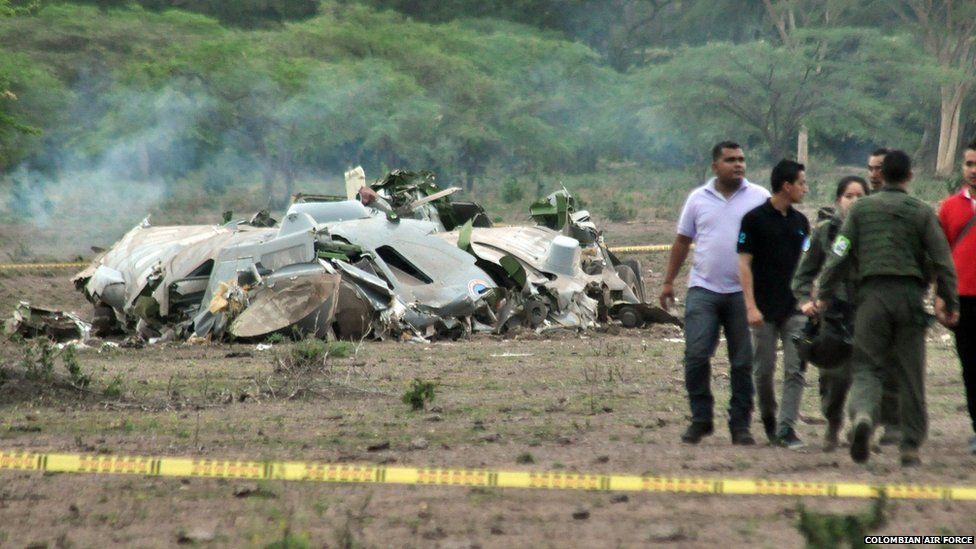 A handout image provided by the Air Force of Colombia on 31 July 2015 shows the site where a military aircraft crashed near Agustin Codazzi, in the department of Cesar, Colombia, 31 July 2015.