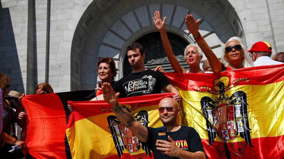 Far-right supporters at Franco's tomb