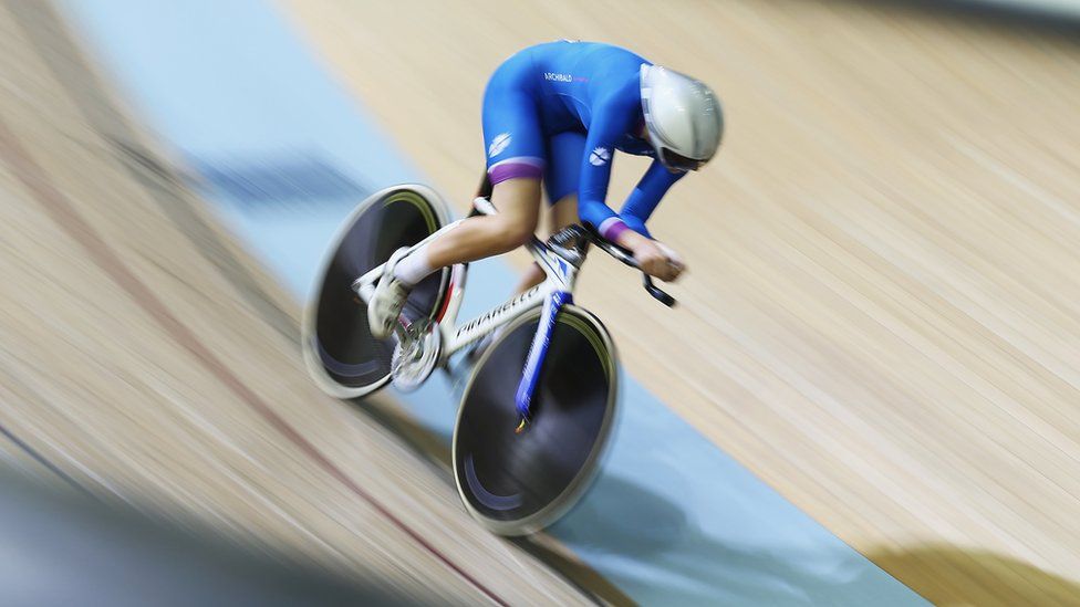 Katie Archibald of Scotland competes in the Women's 300m Individual Pursuit Qualifying at Sir Chris Hoy Velodrome during day two of the Glasgow 2014 Commonwealth Games on July 25, 2014 in Glasgow