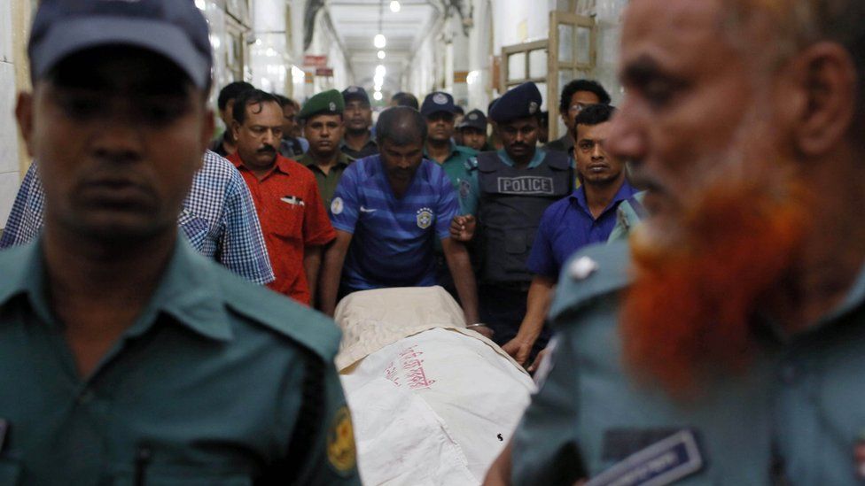 Body of Mr Dipon brought to Dhaka hospital - 31 October