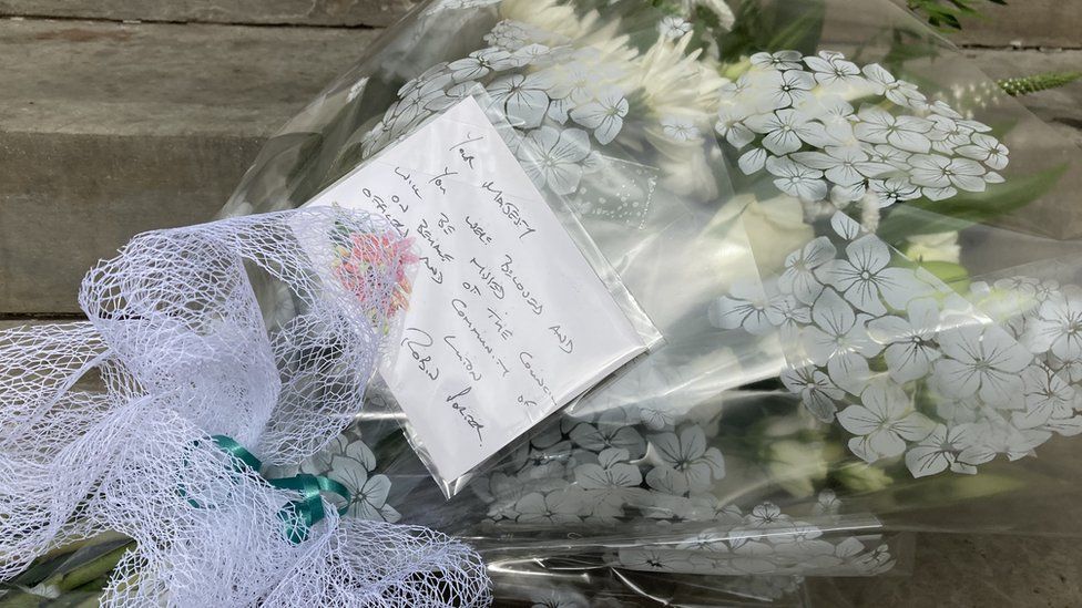 floral tribute left in Luton