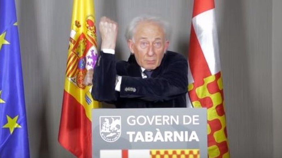 Theatre actor Albert Boadella at a Tabarnia lectern