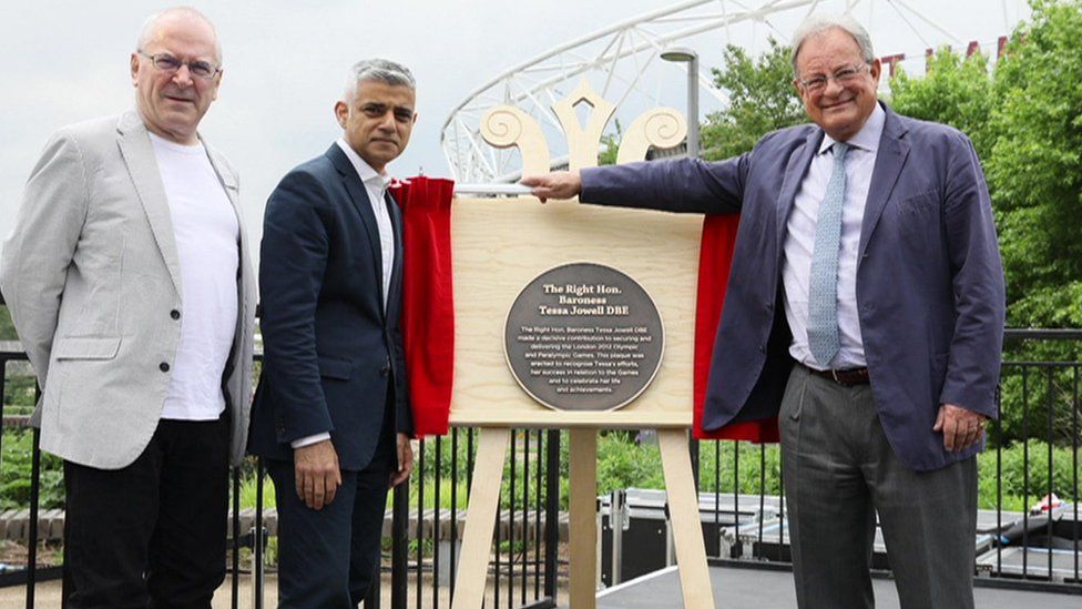 Plaque unveiled by Sadiq Khan and David Mills