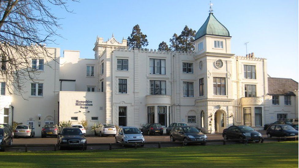 Botleigh Grange Hotel shuts after food hygiene bad press BBC News