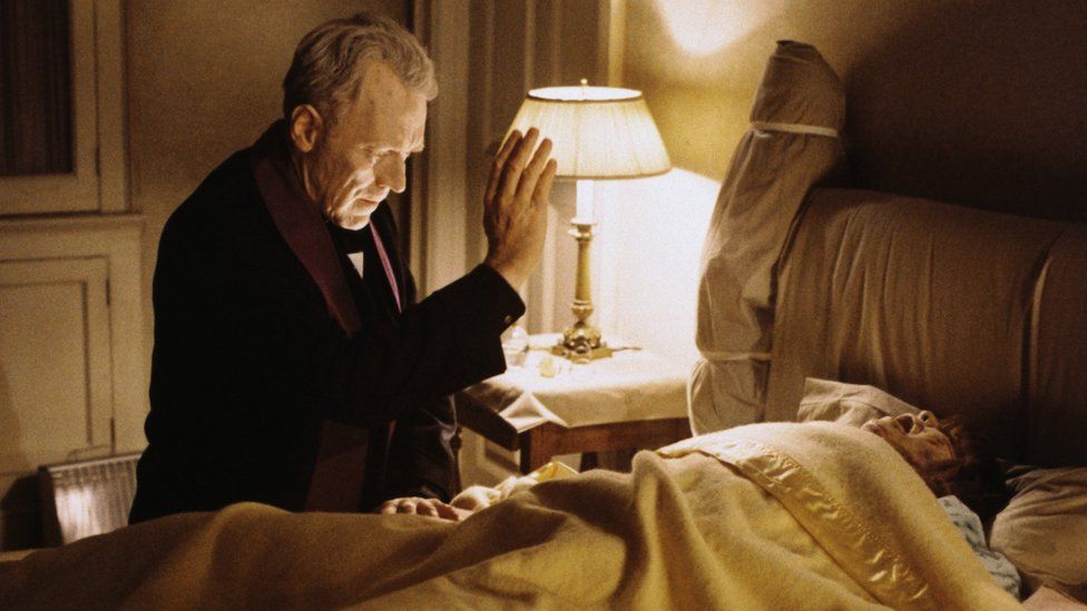 Max Von Sydow: The Exorcist and The Seventh Seal actor dies aged 90 - BBC  News