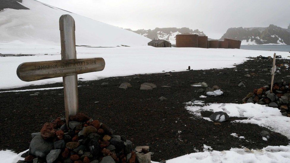 Антарктида смерті полярників відомі катастрофи