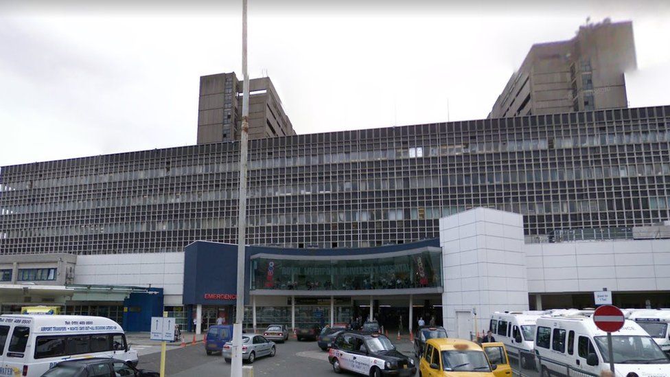 Liverpool hospital sorry for 'unacceptable' care of dementia patient ...