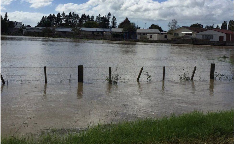 New Zealand floods force evacuations after Tropical Storm Debbie BBC News