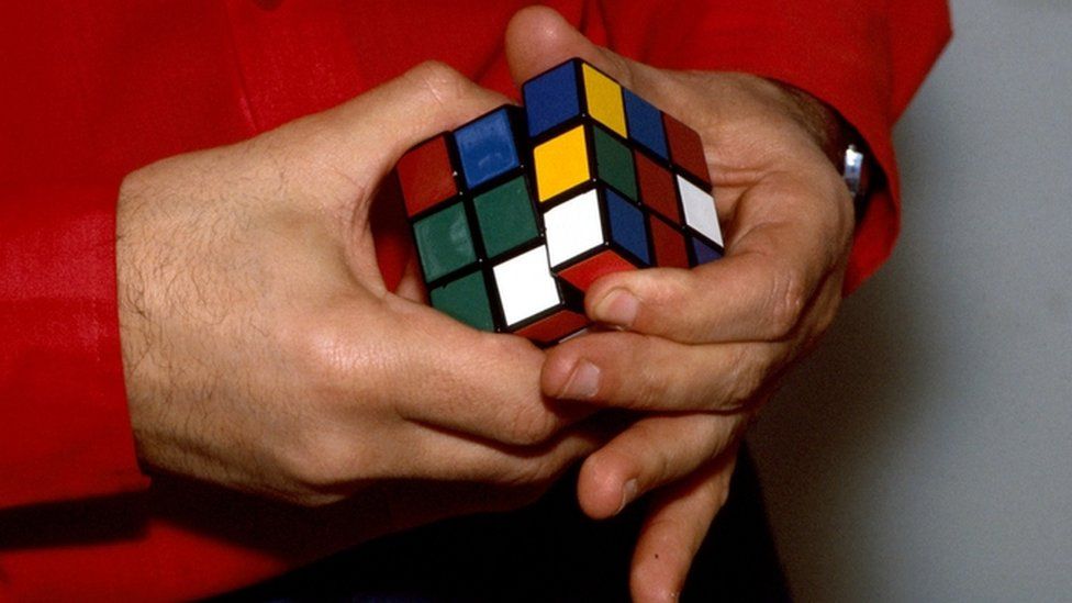 Blog, Rubik's cube: patent, design or trademark right?