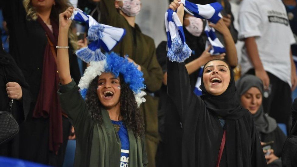 Women supporters of al-Hilal cheer for their team during the AFC Champions League quarter-finals football match between at King Saud University Stadium in Riyadh (17 September 2019)