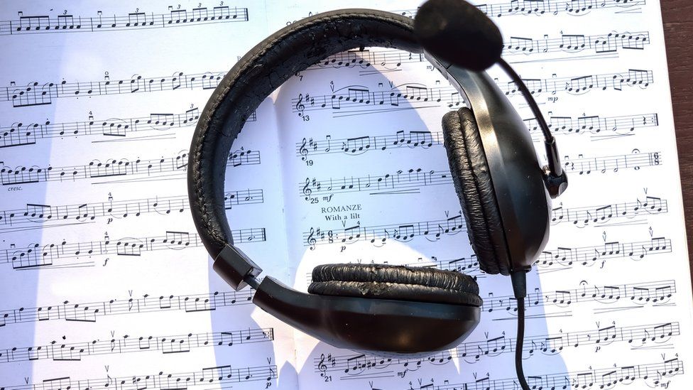 Ofsted warn of 'music act of devil' leaflet found during Muslim school ...