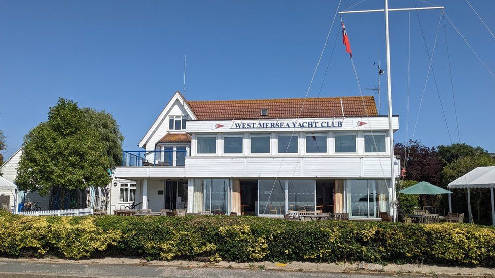 west mersea yacht club membership fees