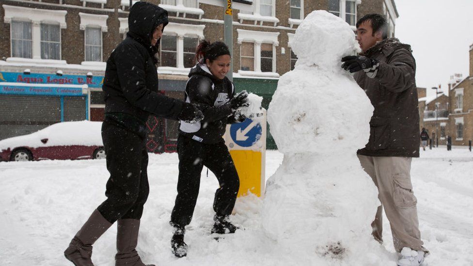 Climate Change Could Wipe Out White Christmases In The UK - BBC Newsround