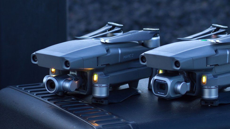 DJI Mavic 2 drones add obstacle sensors to all sides - BBC News