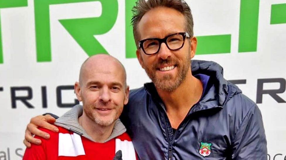 Wrexham fan who met Ryan Reynolds as final wish dies of cancer - BBC News